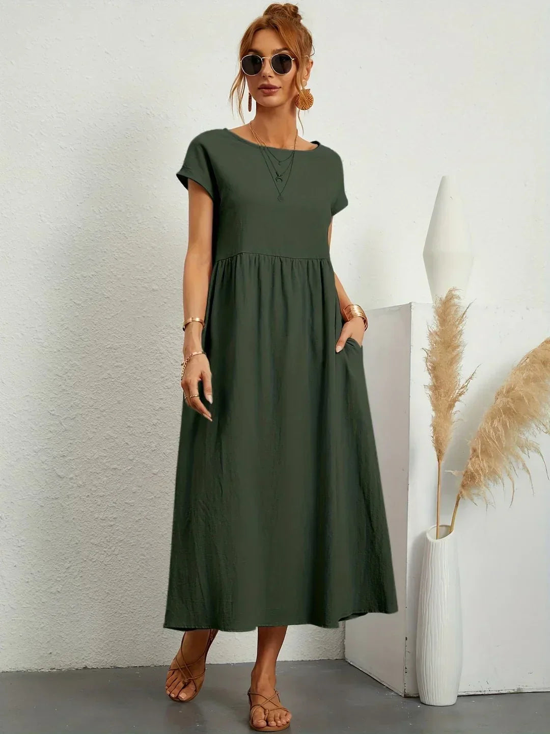 Gabrielle™ — Robe Midi Élégante en Tissu Fluide