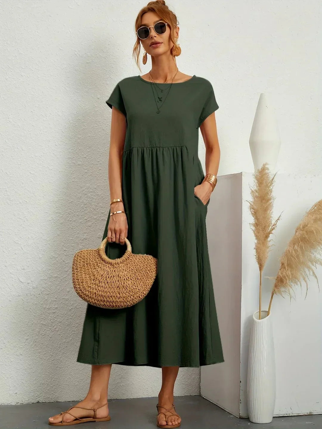 Gabrielle™ — Robe Midi Élégante en Tissu Fluide