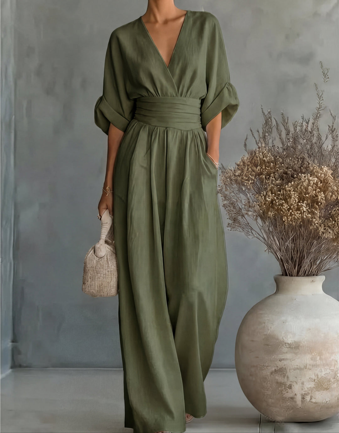 Daniela - Combinaison Chic avec Décolleté en V et Jambes Amples