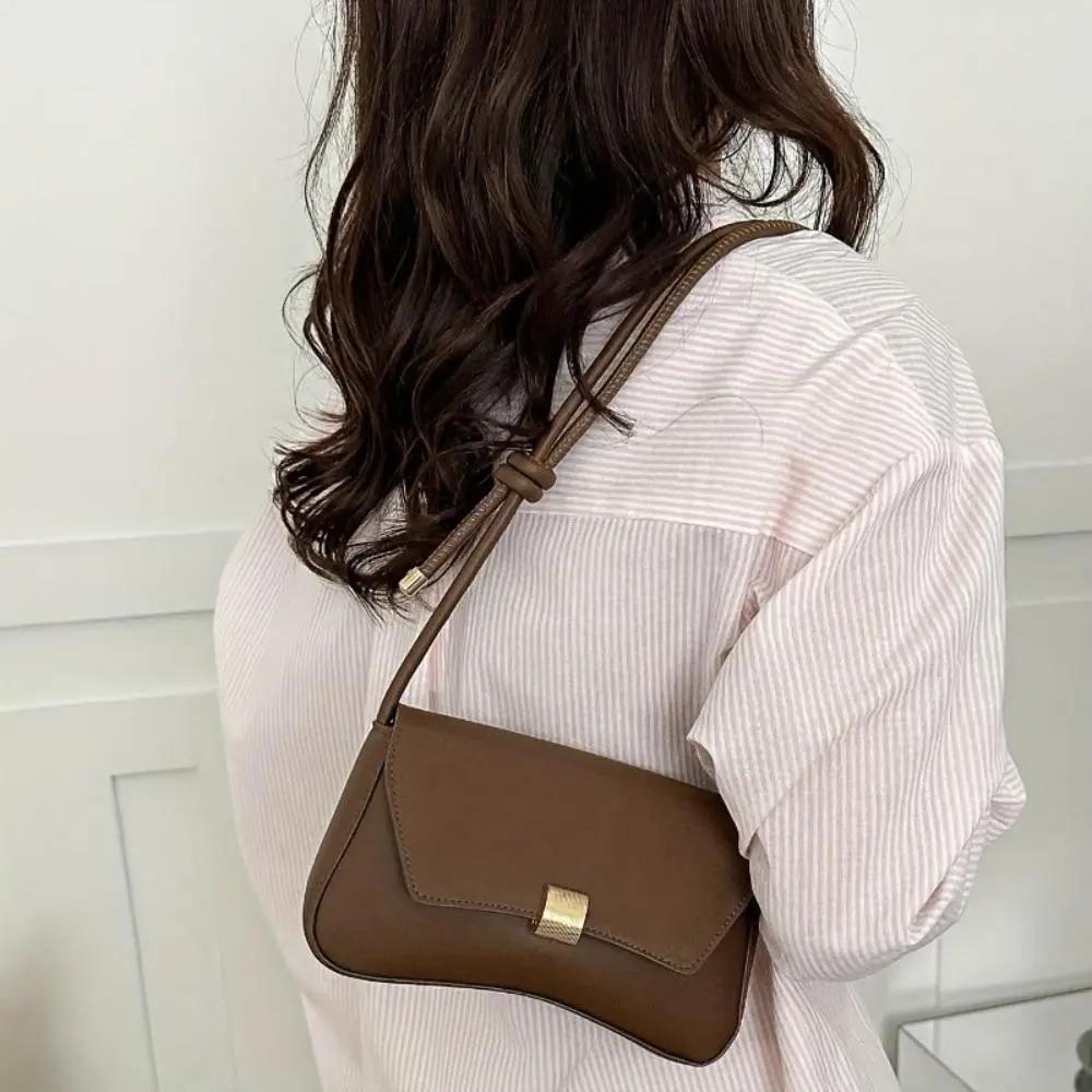 Daphné | Sac à bandoulière au style rétro