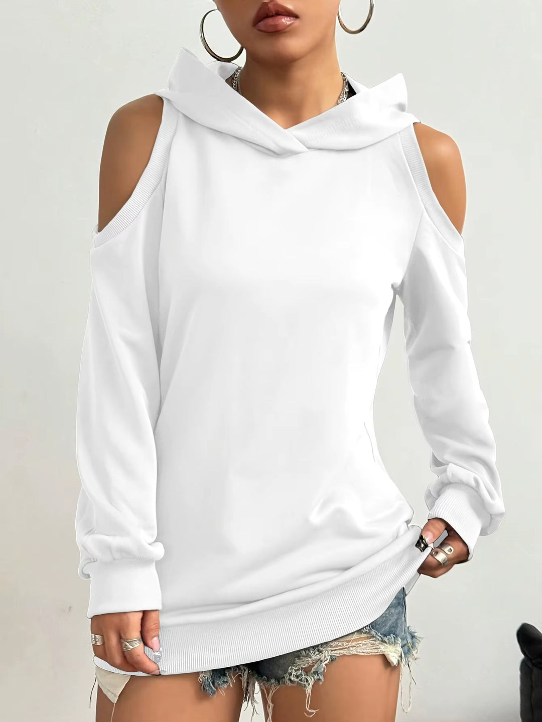 Camélia™ — Sweat Chic avec Épaules Découpées